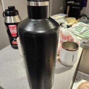 Corkcicle Tumbler *9 hrs Cold/3 hrs Hot* 25 Oz